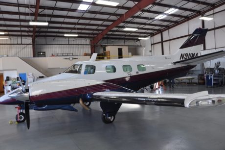 1973 A60 Beechcraft Duke