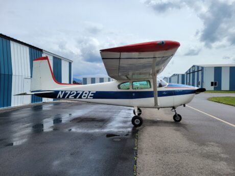 Cessna 182B Skyline - Image 3