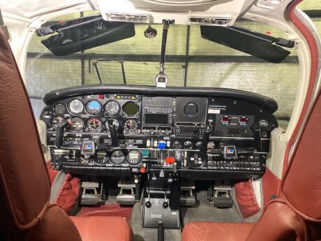 1978 Piper Seneca II PA-34-200T - Image 12