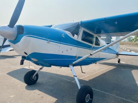 1956 Cessna 180 Skywagon - Image 4