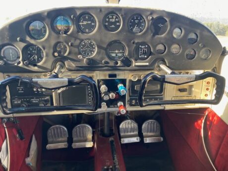 Cessna 182A Skyline - Image 5